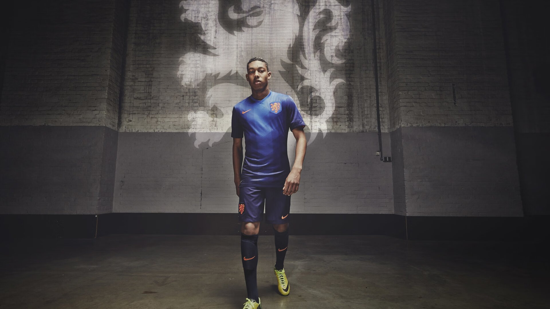 青年队赛季前加强心理训练帮助球员适应高压比赛环境